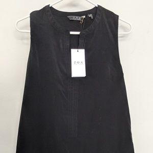 ⭐NWT. ZOA New York black long silky black tank
